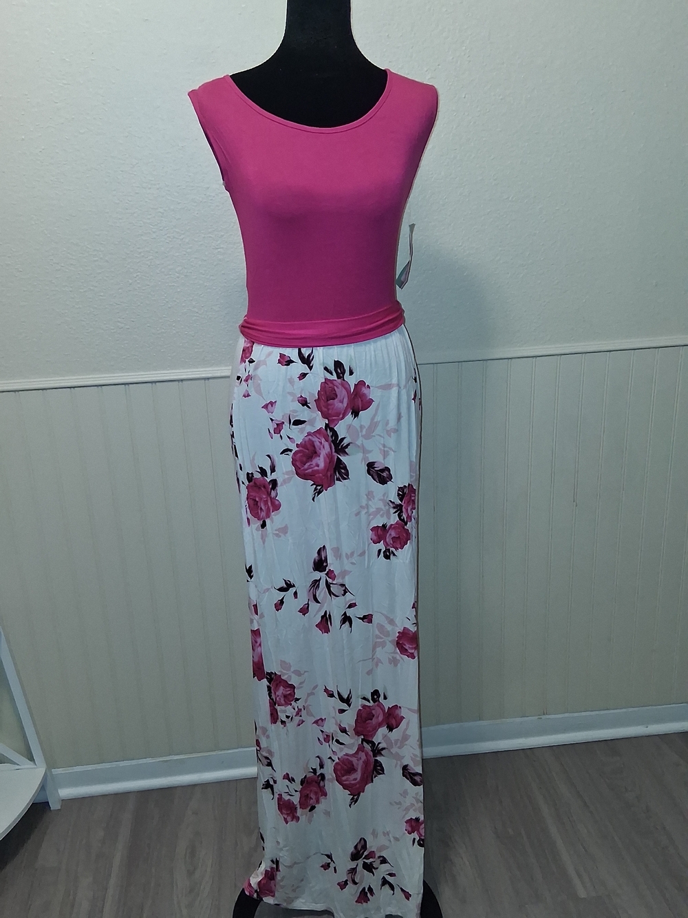 Filly Flair Fuchsia Tank Maxi Dress with White Rose-Print Skirt